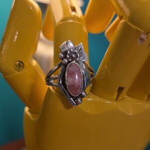 Vintage Never Worn Floral Sterling Silver And Rhodochrosite Stone Ring